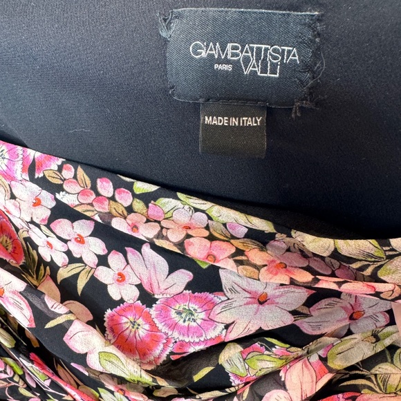 GIAMBATTISTA VALLI FLORAL RUNWAY DRESS - Picture 12 of 12